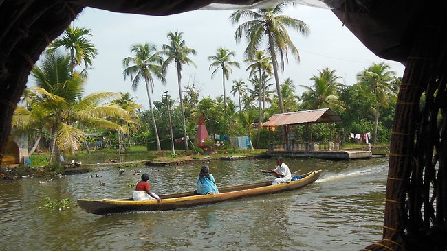 kerala-backwaters-tour