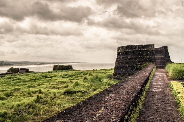 Bekal has a keyhole shape fort with the excellence of the sea surrounding it, greenery view from the top of the fort