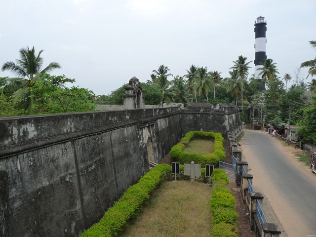 Anchengo has seen historic battle field between the colonial powers like the Dutch, French and the British in Travancore.