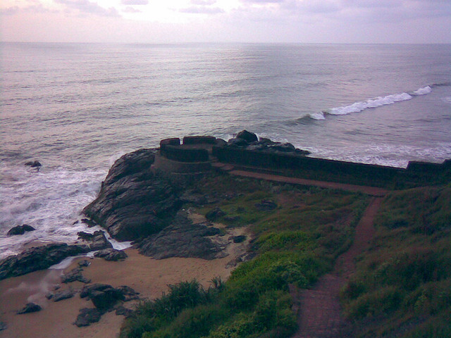 bekal-fort-beach