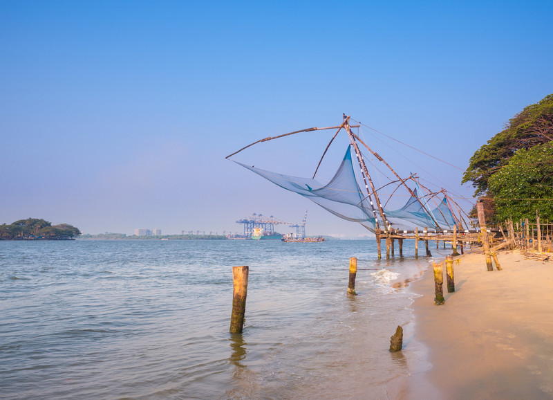 Kochi chinese fishnets in twilight in Kochi, Kerala. Fort Kochin, Kerala, South India