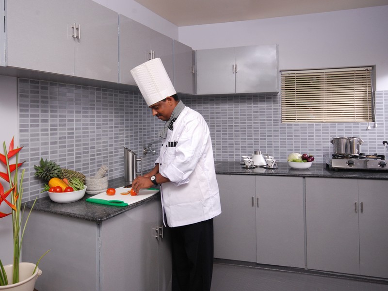kerala-houseboat-cooking-chef