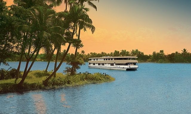 Kerala Luxury Houseboats