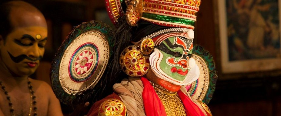 Best Places to watch Kathakali in Kerala