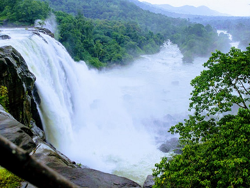 athirapally-waterfalls-kerala