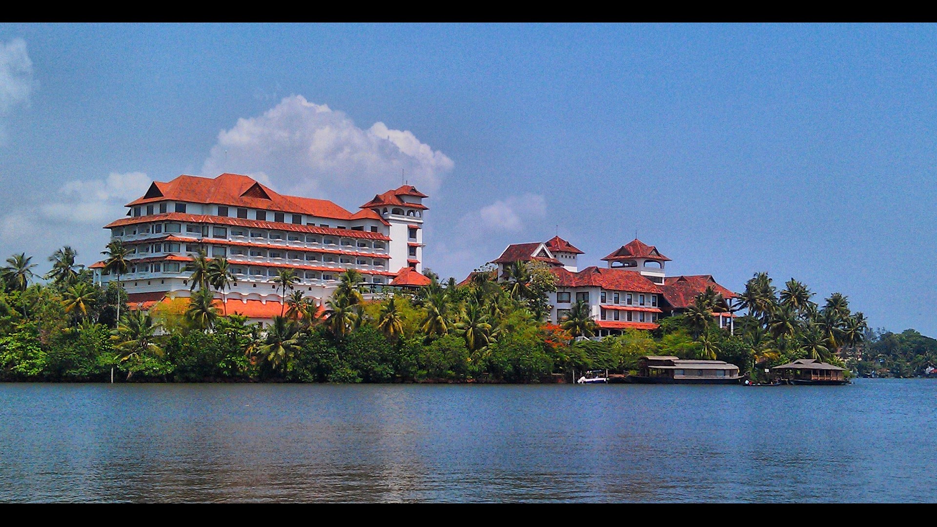 ashtamudi-backwaters