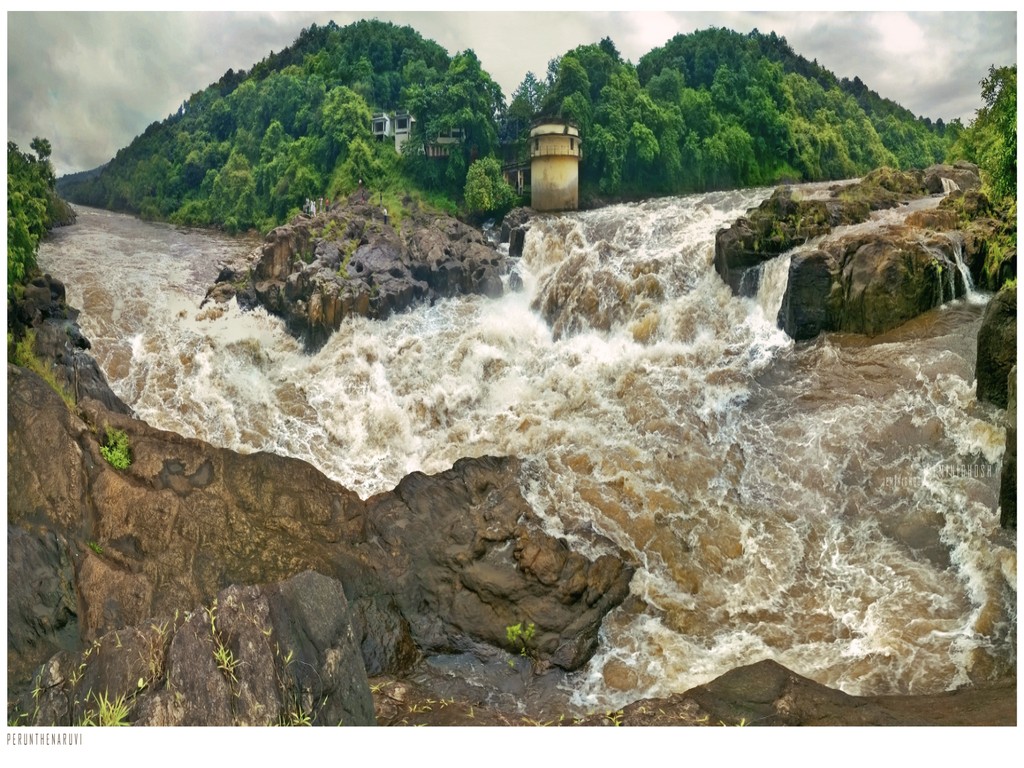 perunthenaruvi-waterfalls