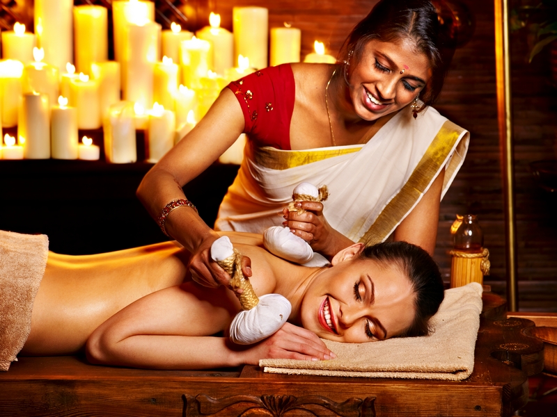 Kerala Travel Guide-Ayurveda Treatment