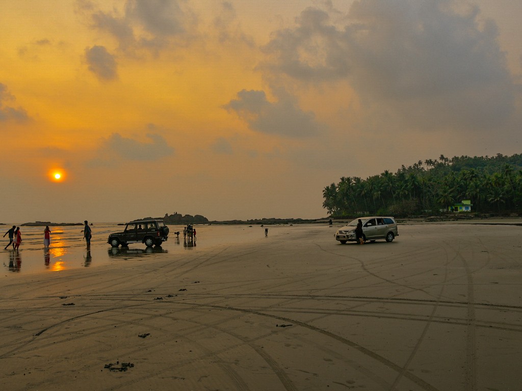 muzhappilangad-beach-kerala