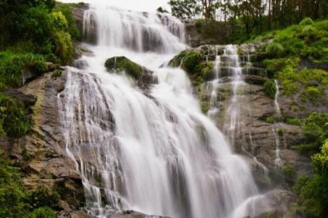 Chinnakanal Waterfalls