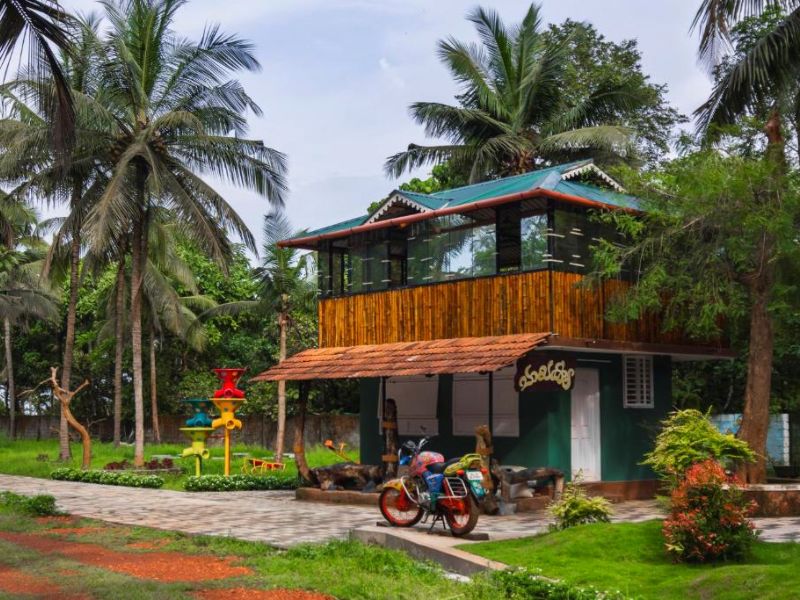 Meenkunnu-Beach-House-by-Village-Resorts