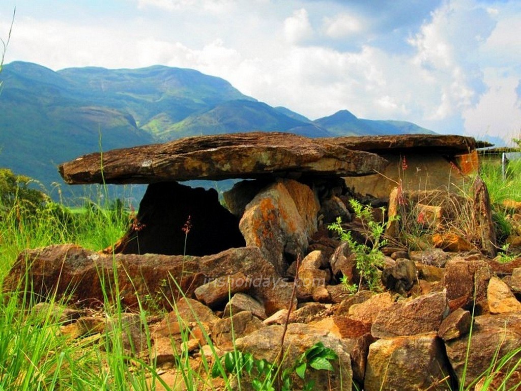 marayoor-dolmens