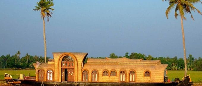 alleppey-or-kumarakom