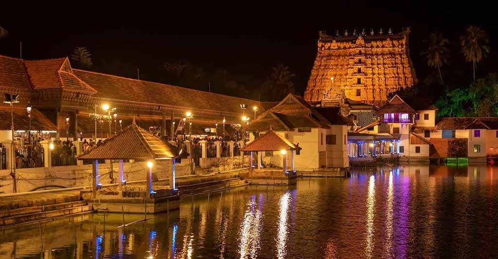 20 Famous Temples In Kerala To Visit In 2024