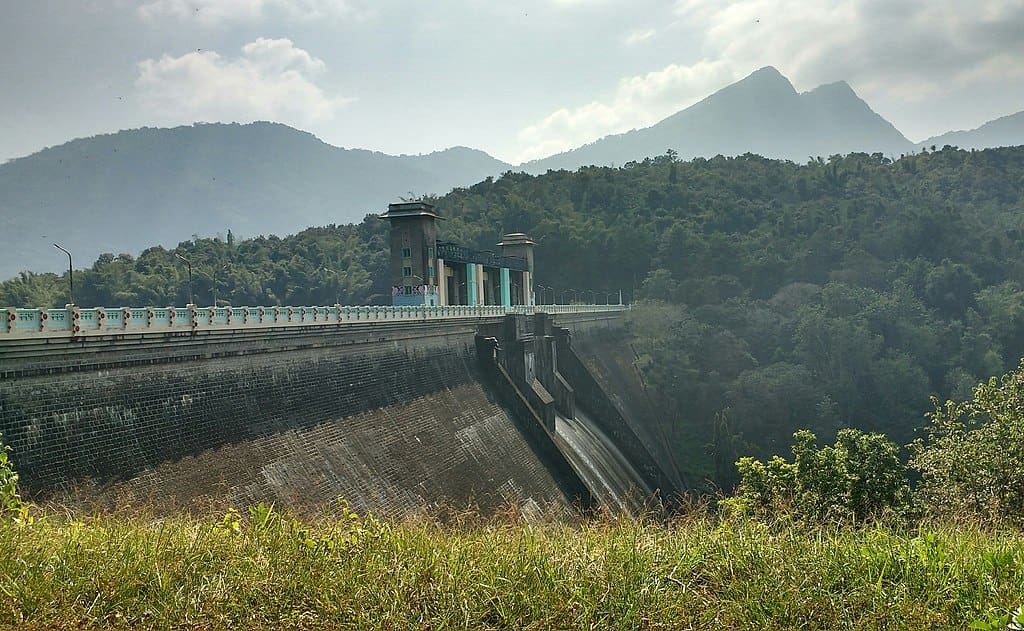 Peruvari Island Nest reservoir in Parambikulam