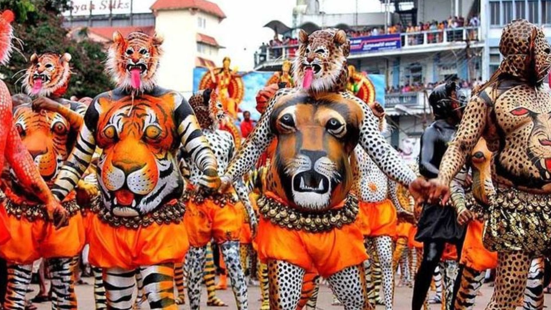 kerala-onam-pulikali