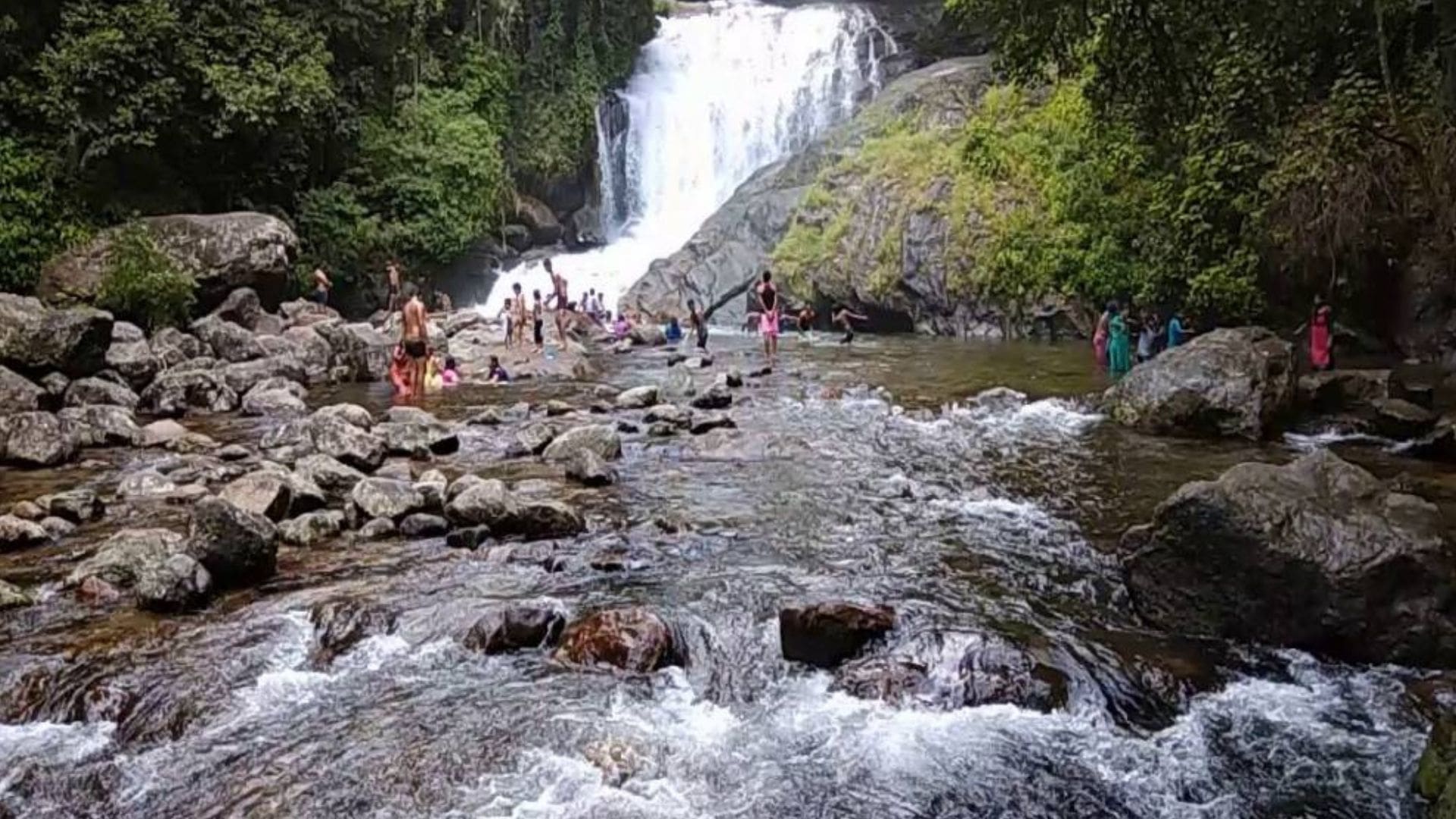 lakkam-waterfalls