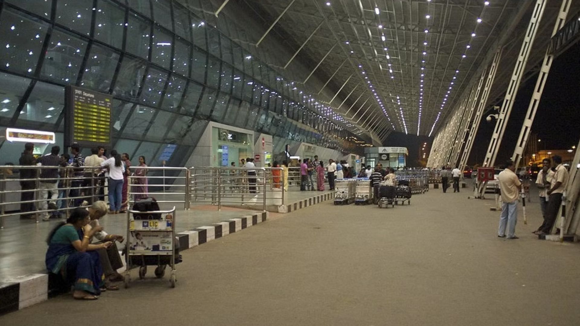 thekkady-to-kovalam-by-flight