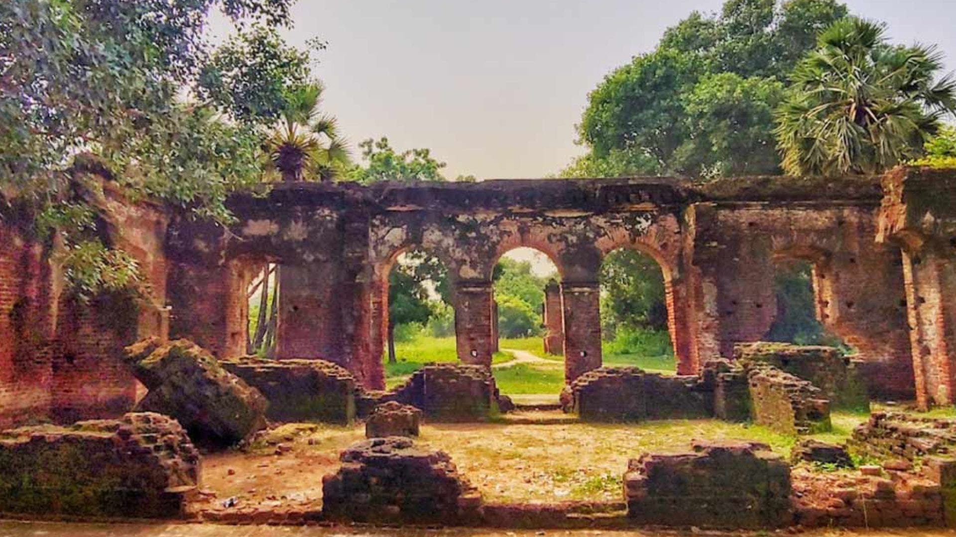 arikamedu-ruins