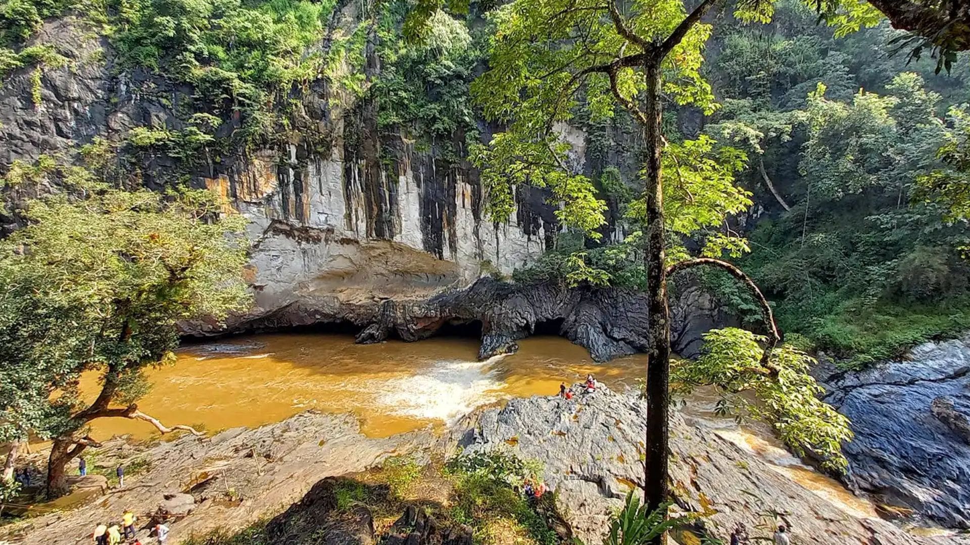 syntheri-rocks-dandeli