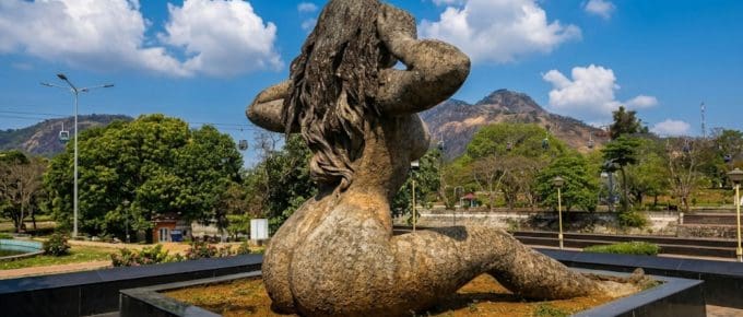 malampuzha-dam-yakshi-statue