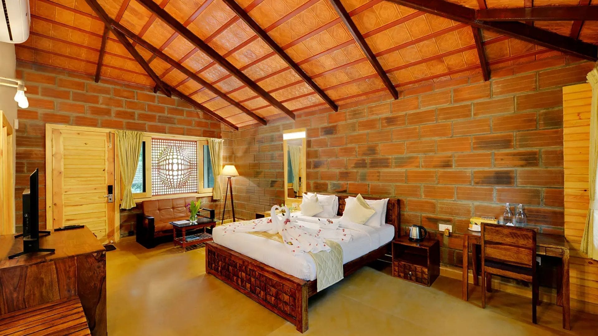 gold-coin-resort