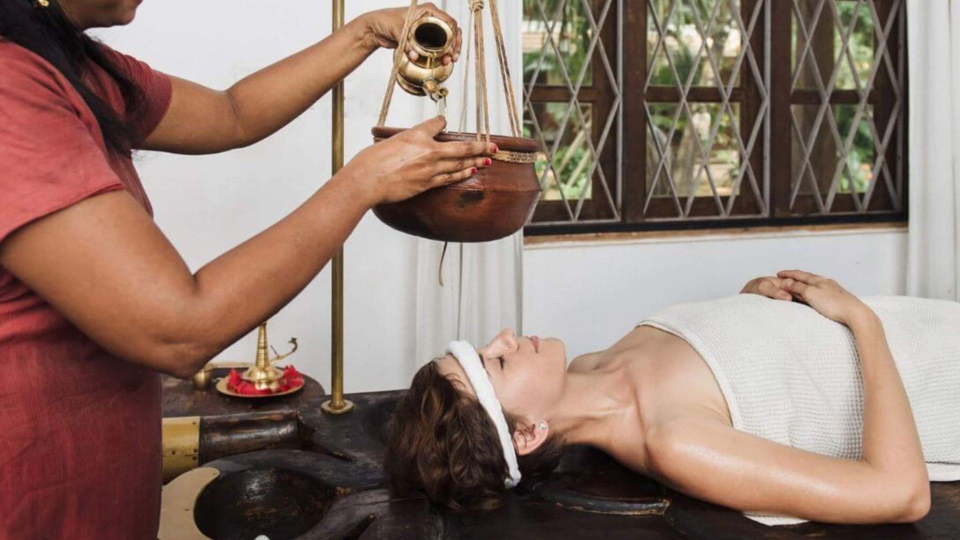 ayurvedic-wellness-session-varkala