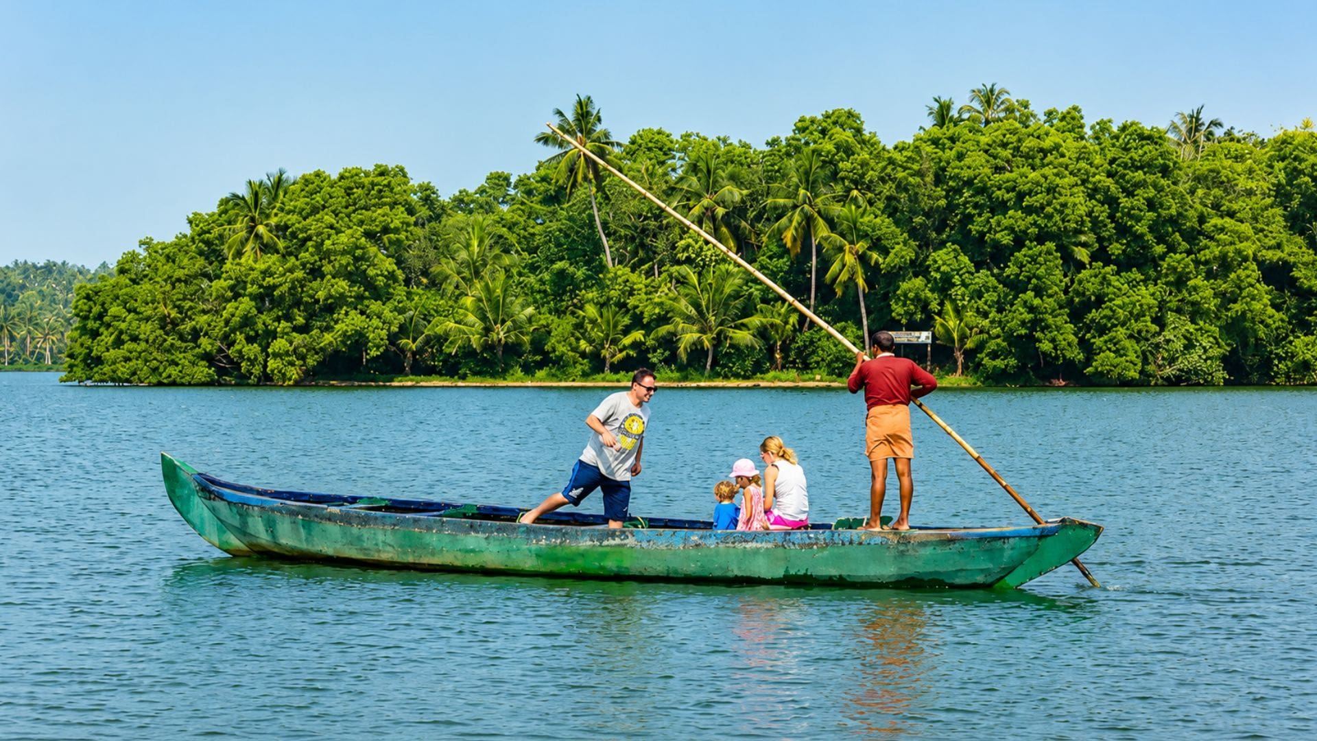 ponnumthuruthu-island-varkala-boat-ride
